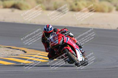 media/Oct-08-2022-SoCal Trackdays (Sat) [[1fc3beec89]]/Turn 10 (945am)/